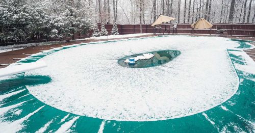 piscine hivernage neige couverture