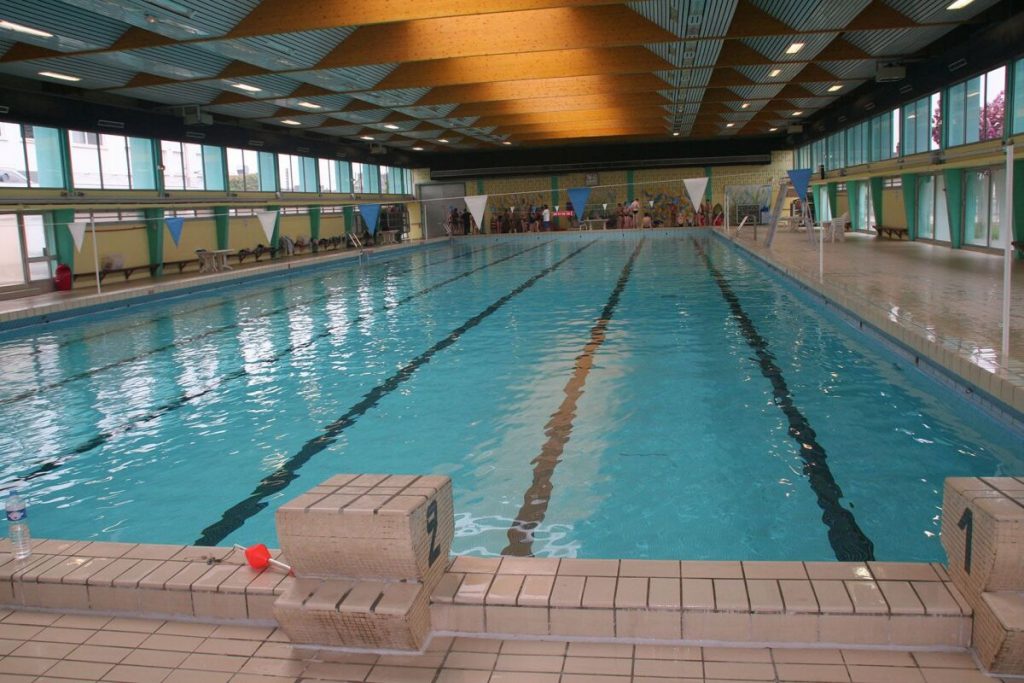 piscine-espace-dauphins-ch-teaubriant-horaires-tarifs-t-l-phone